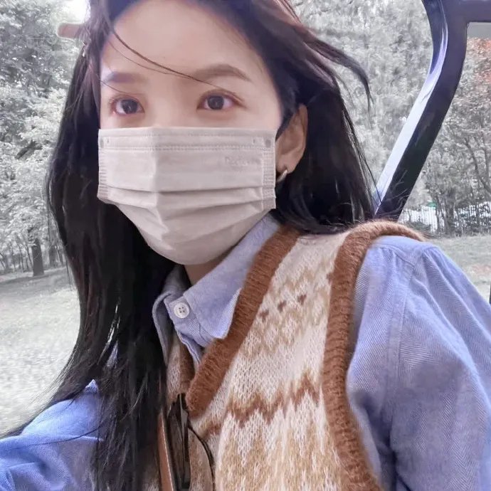 他站在回忆尽头